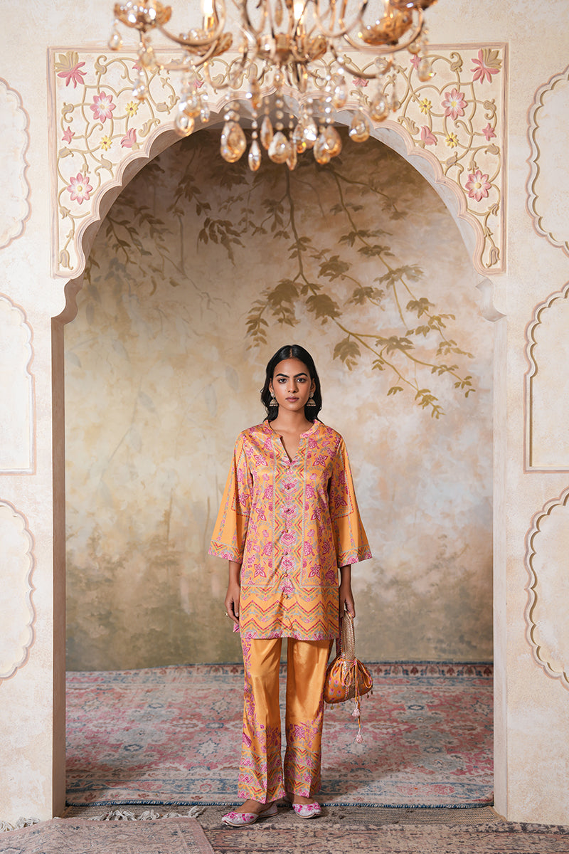 Meher Jaal Coord Set (Gulabi Savera by Unnati Garg)