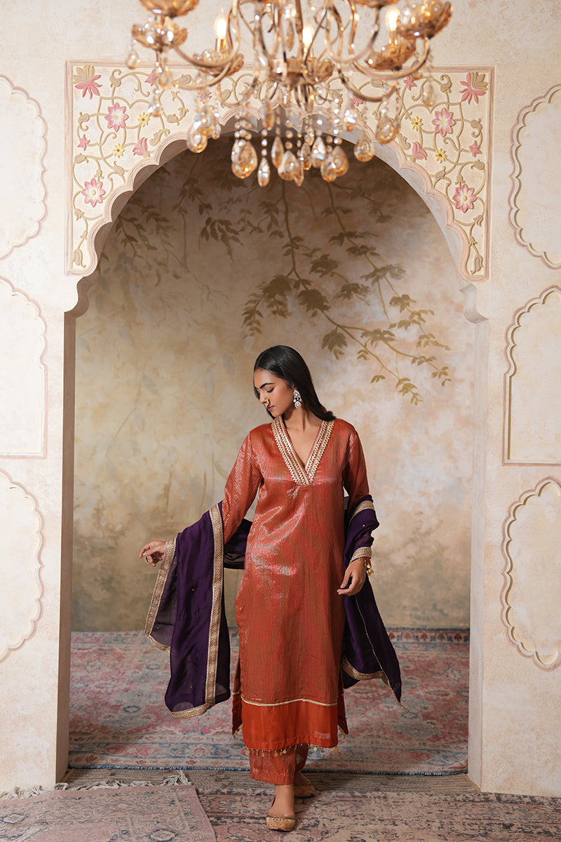 Zangi Gota Kurta Set (Gulabi Savera by Unnati Garg)