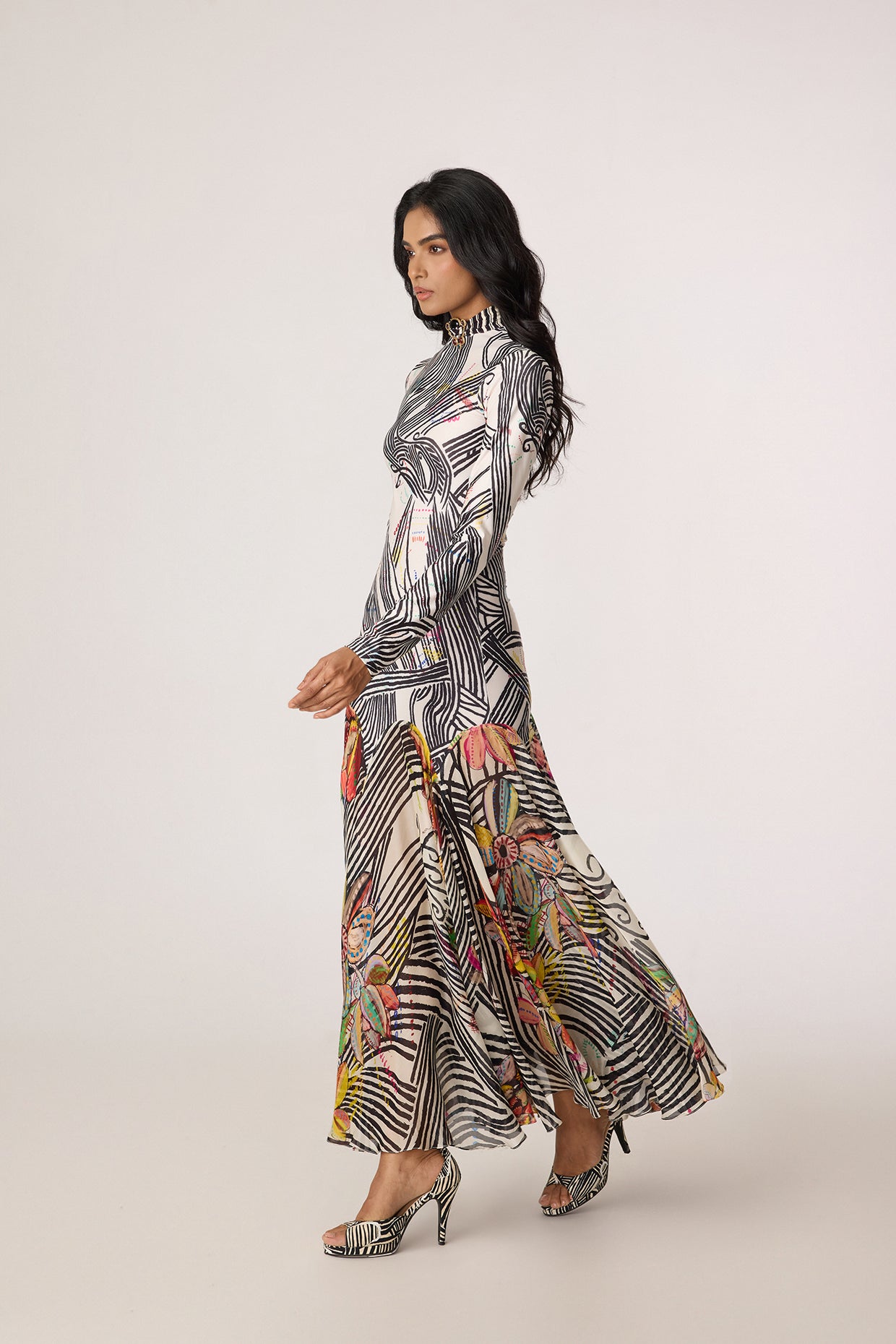 Maeva Dress- saaksha kinni