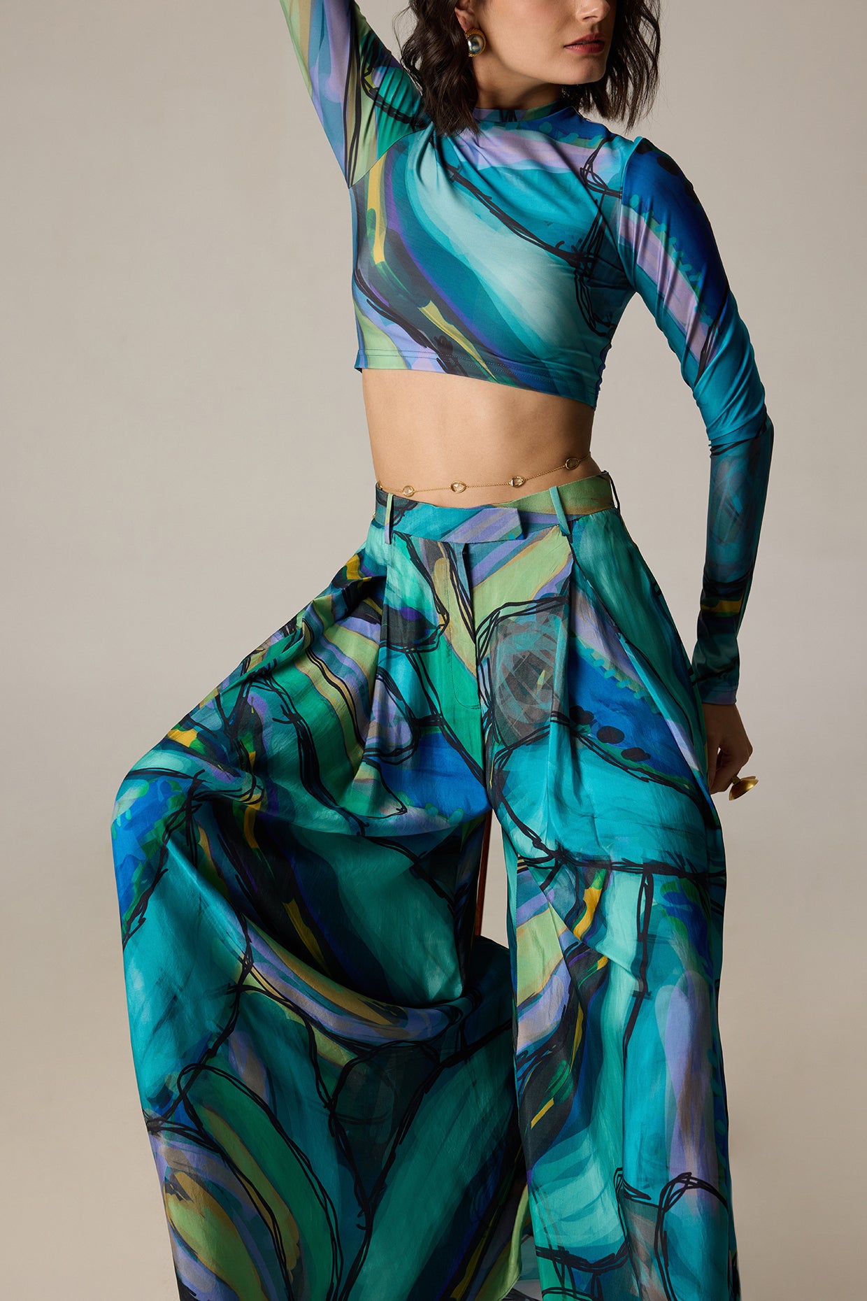 Gigi Blouse & Vellora Palazzo (Tropica Print Set)- Saaksha kinni