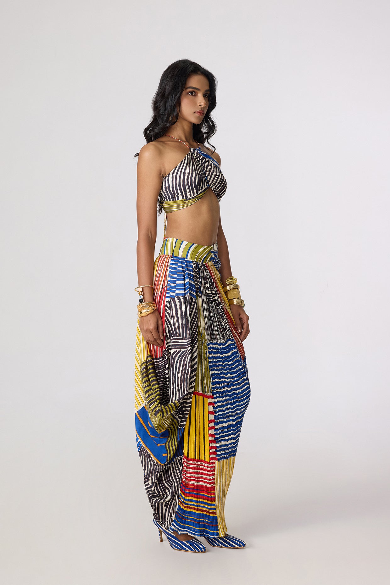 Keha Halter Blouse & Keha Sarong Skirt (Colour Rhythm Set)- saaksha kinni