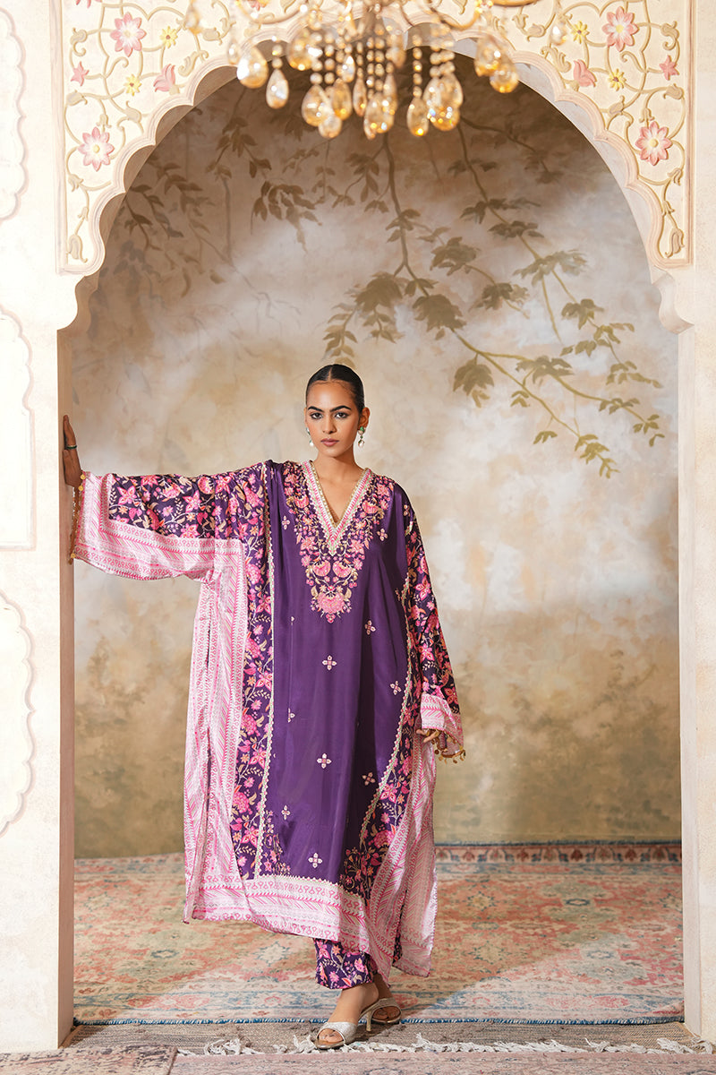 Jamni Naayab Kaftan Set (Gulabi Savera by Unnati Garg)