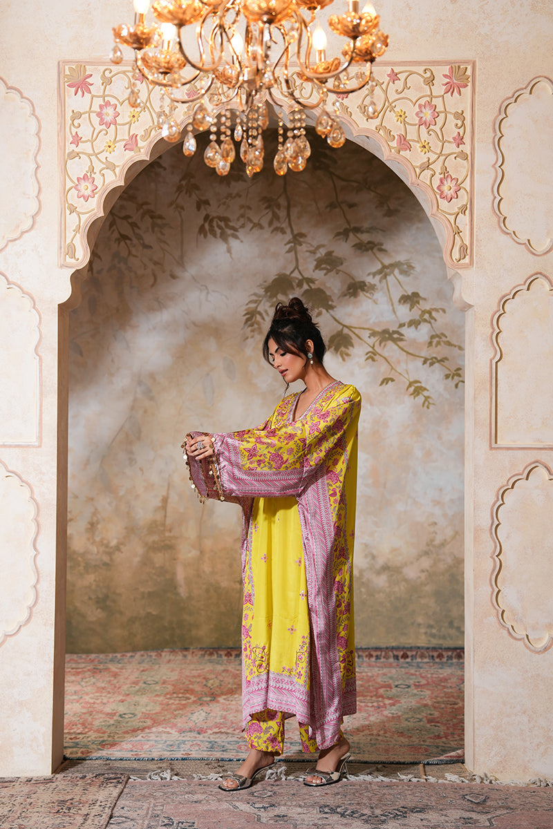 Nargis Naayab Kaftan Set (Gulabi Savera by Unnati Garg)