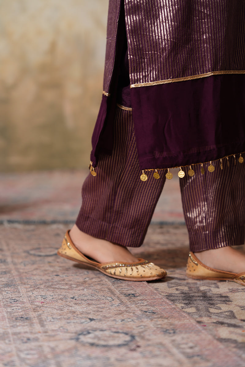 Gauhar Gota Kurta Set (Gulabi Savera by Unnati Garg)