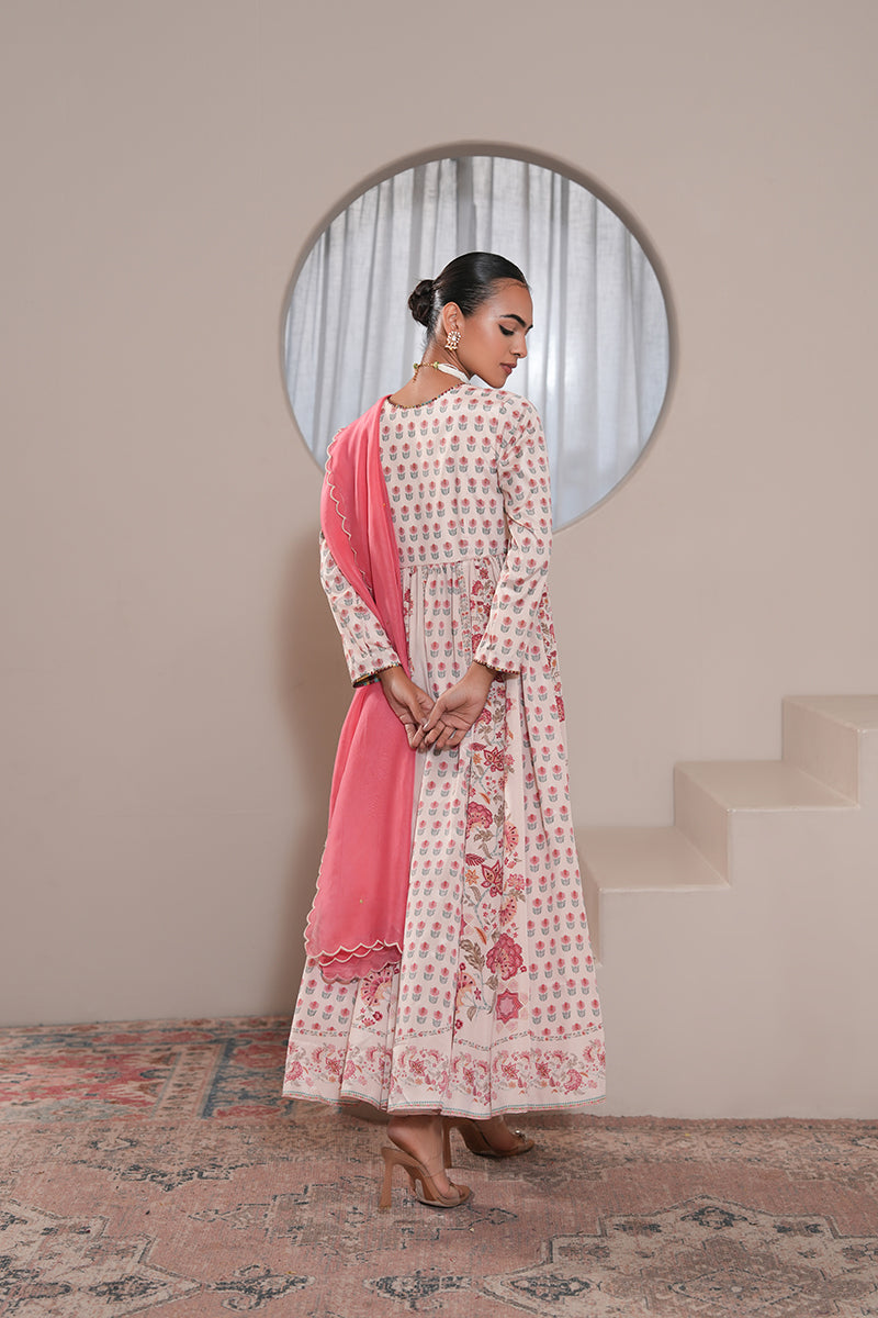 Aaliyah Mehrunissa Anarkali Set (Gulabi Savera by Unnati Gar