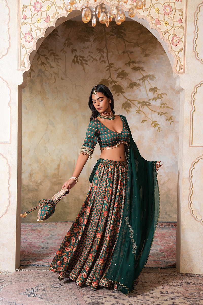 Mayuri Heer Lehenga Set (Gulabi Savera by Unnati Garg)