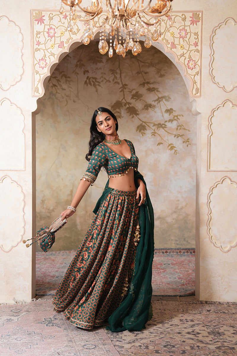 Mayuri Heer Lehenga Set (Gulabi Savera by Unnati Garg)