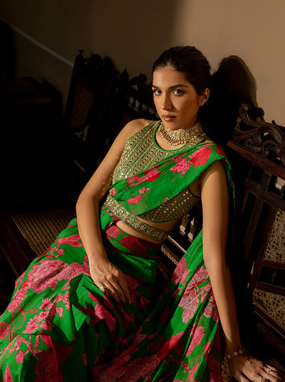 Full Bloom Sari Set