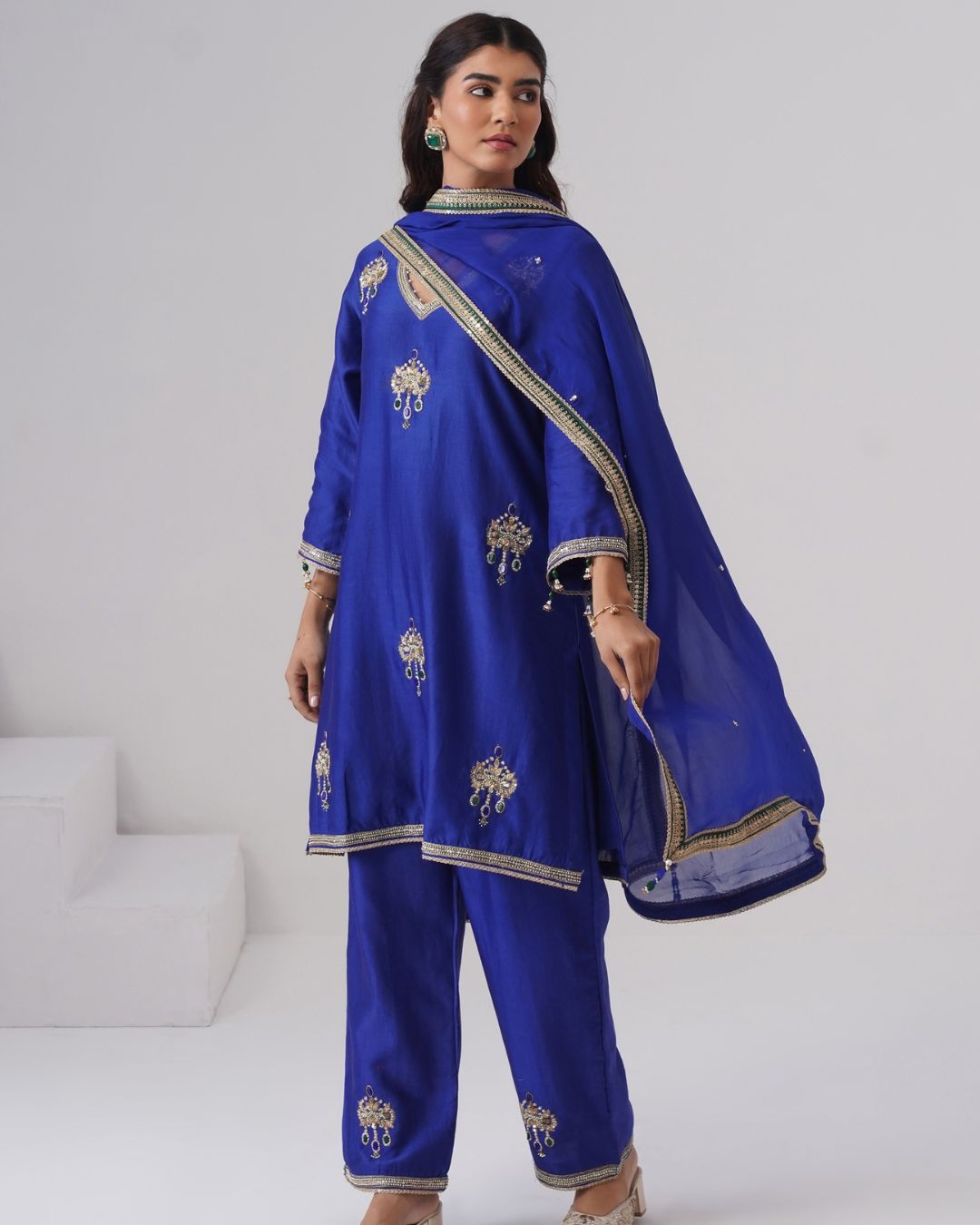Nilambari Set