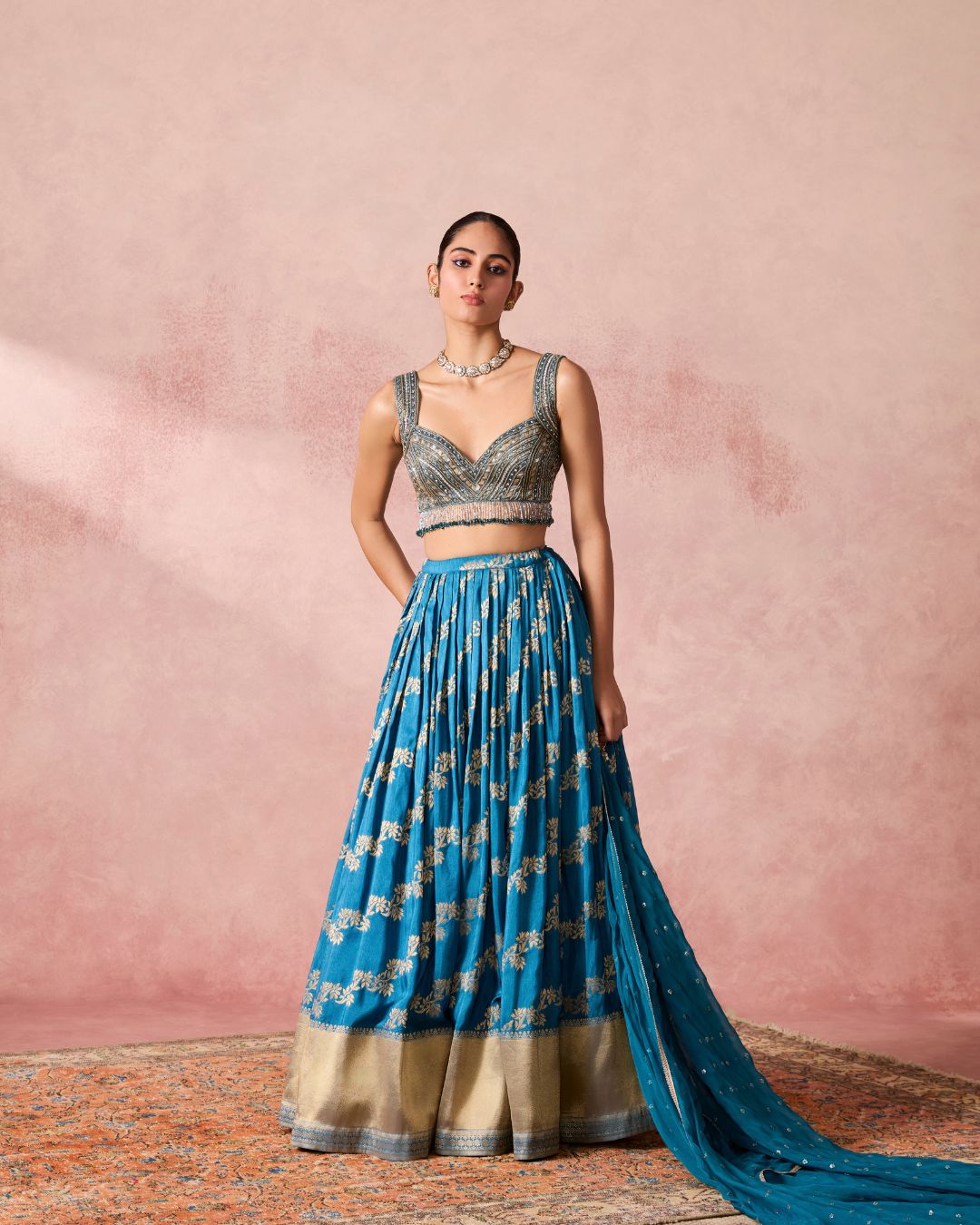JAHAN LEHENGA