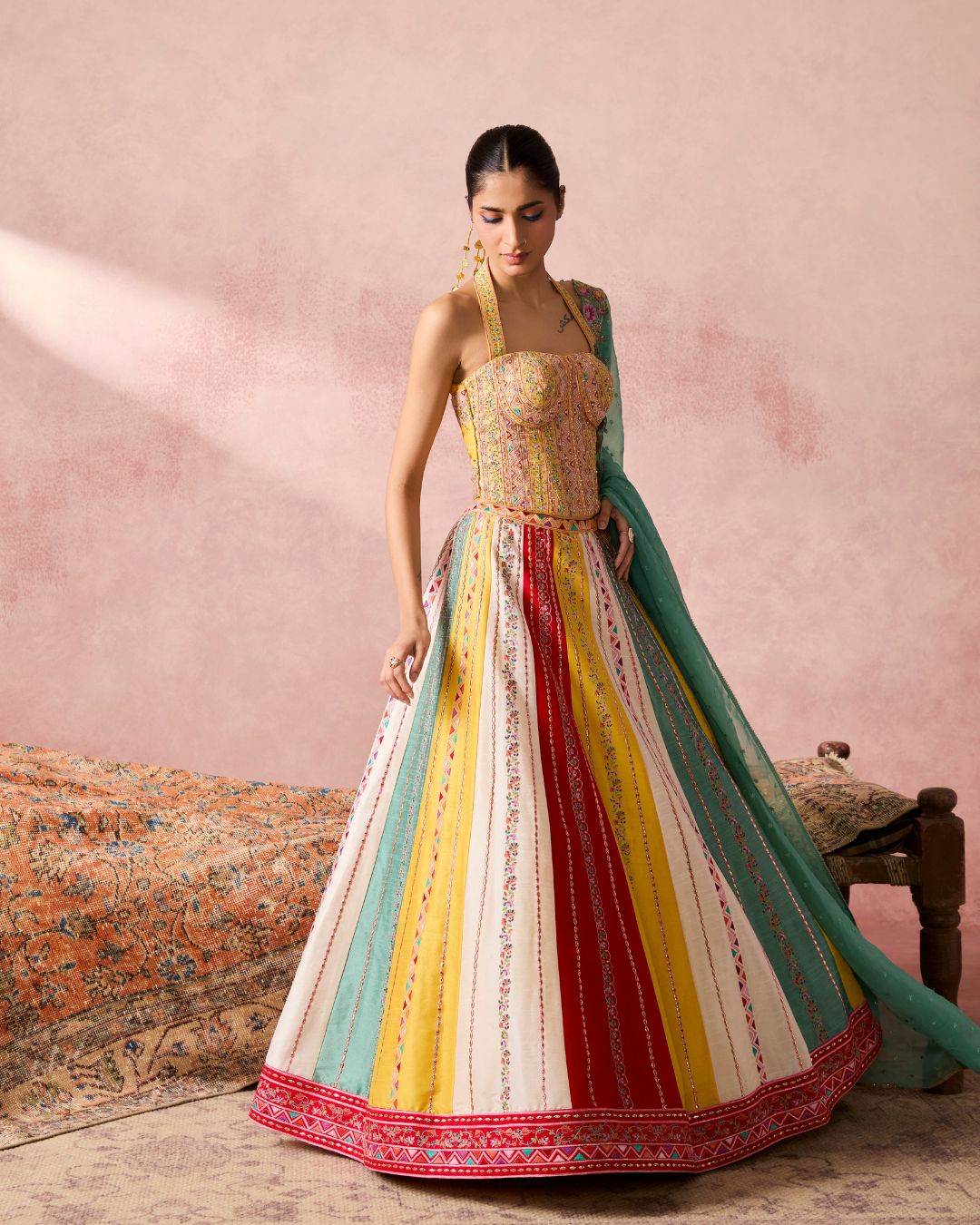 INAYAT KALI LEHENGA