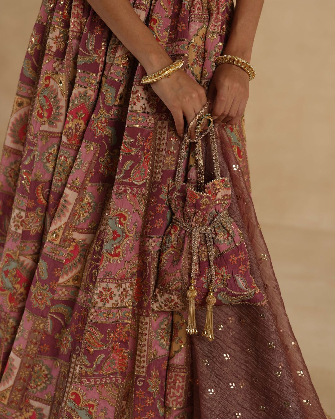 KANGNAPOTLI-PLUM