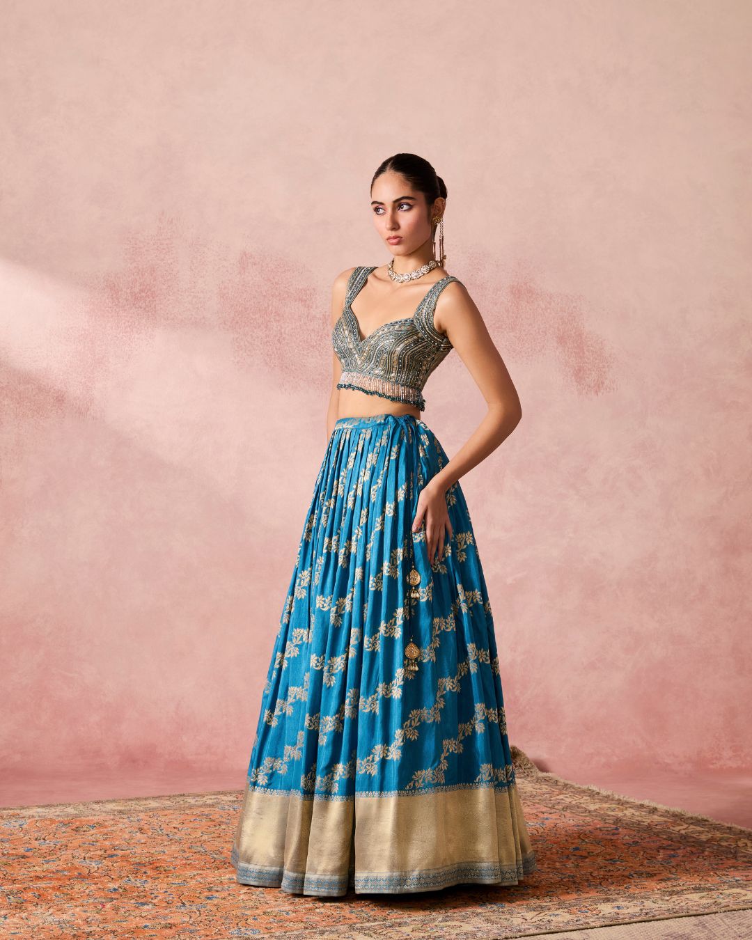 JAHAN LEHENGA