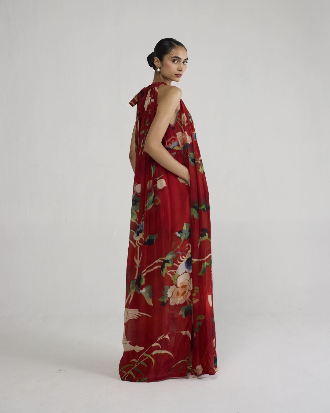 BARA CREPE HALTERNECK DRESS