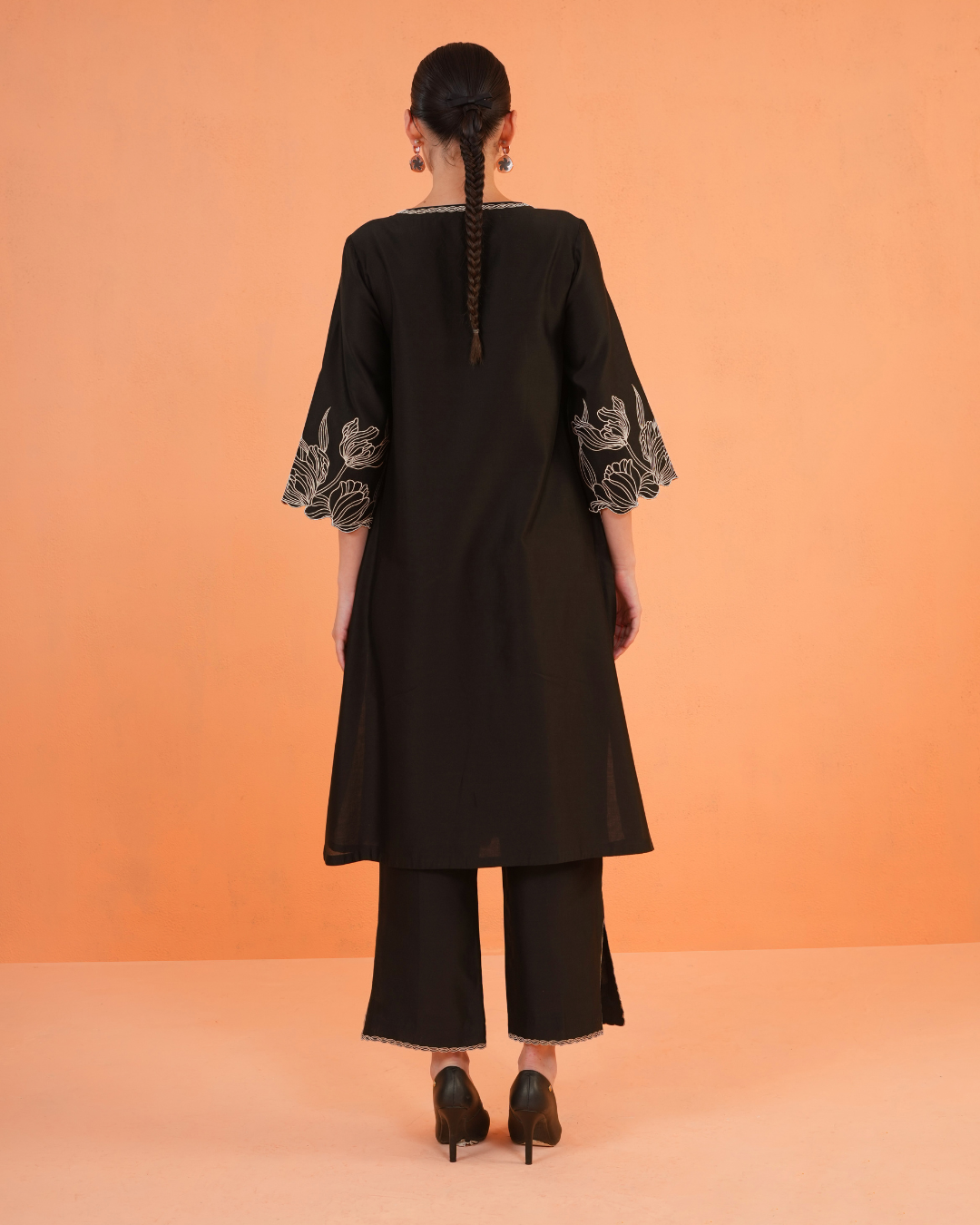 ORIGANI Black Oasis Suit Set