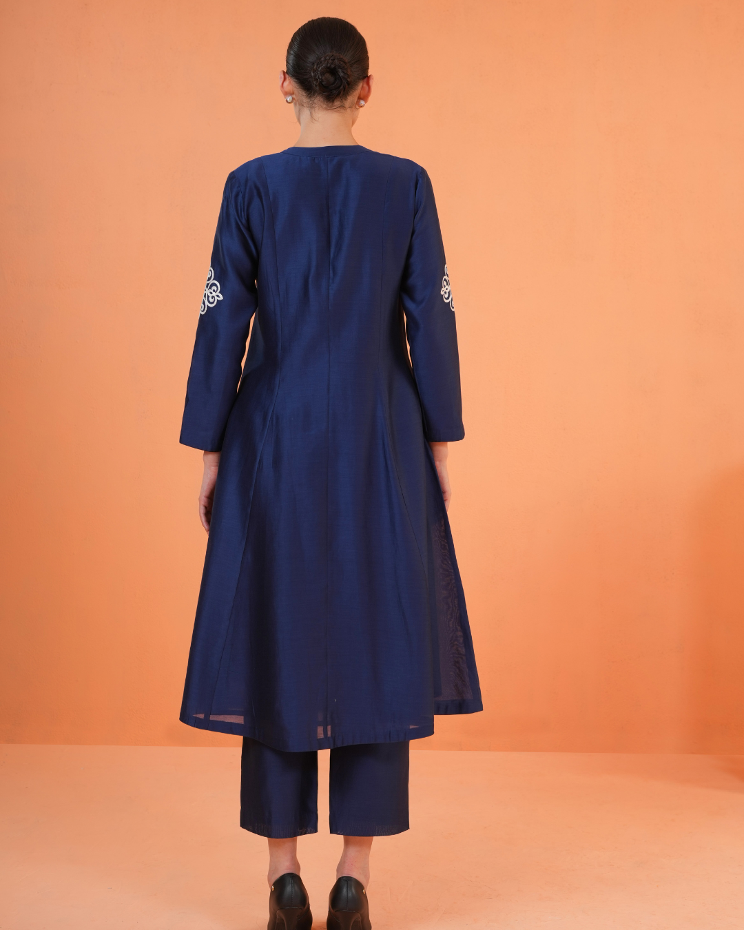 ORIGANI Blue Zahara Suit Set