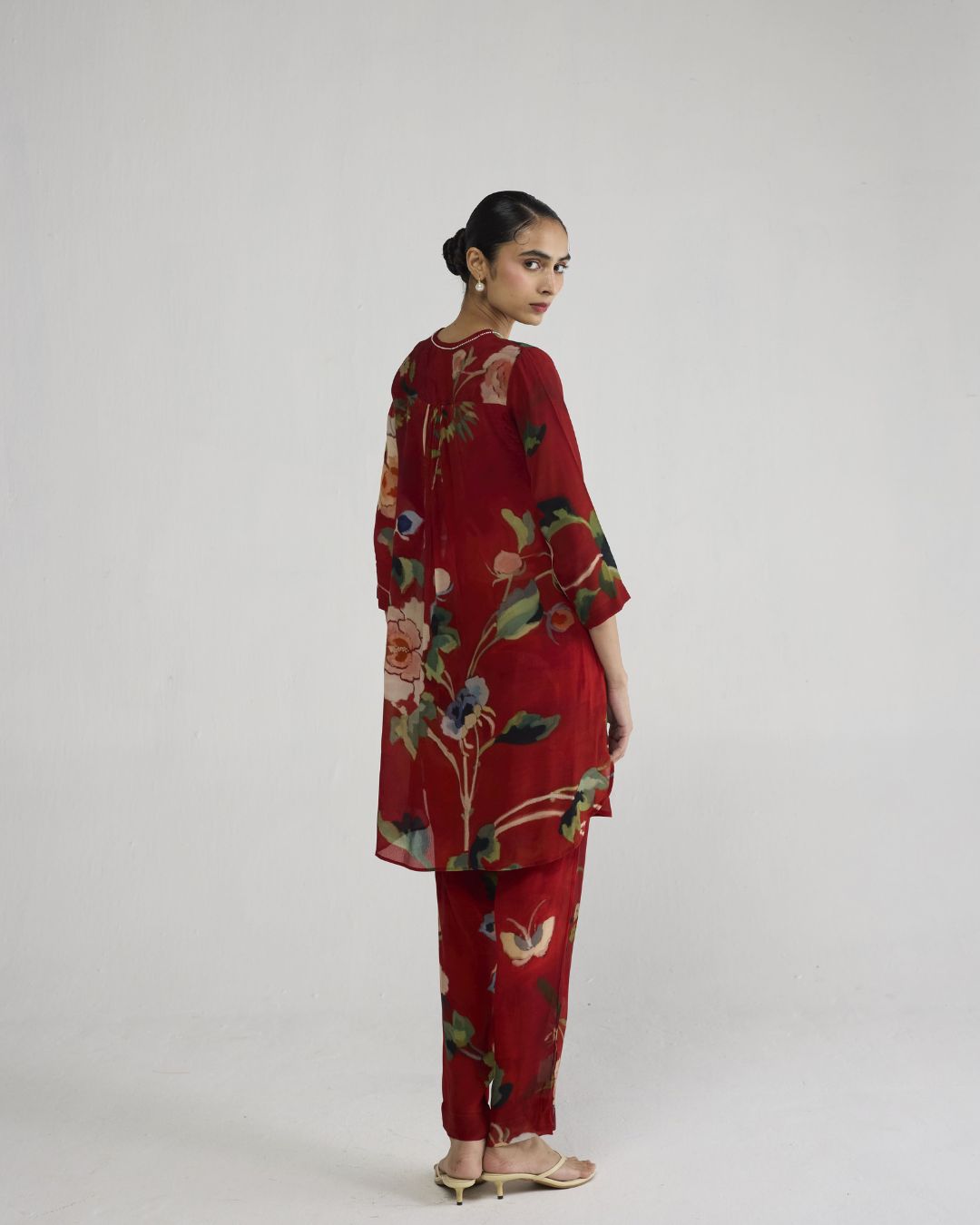 BARA CREPE SHORT KURTA SET