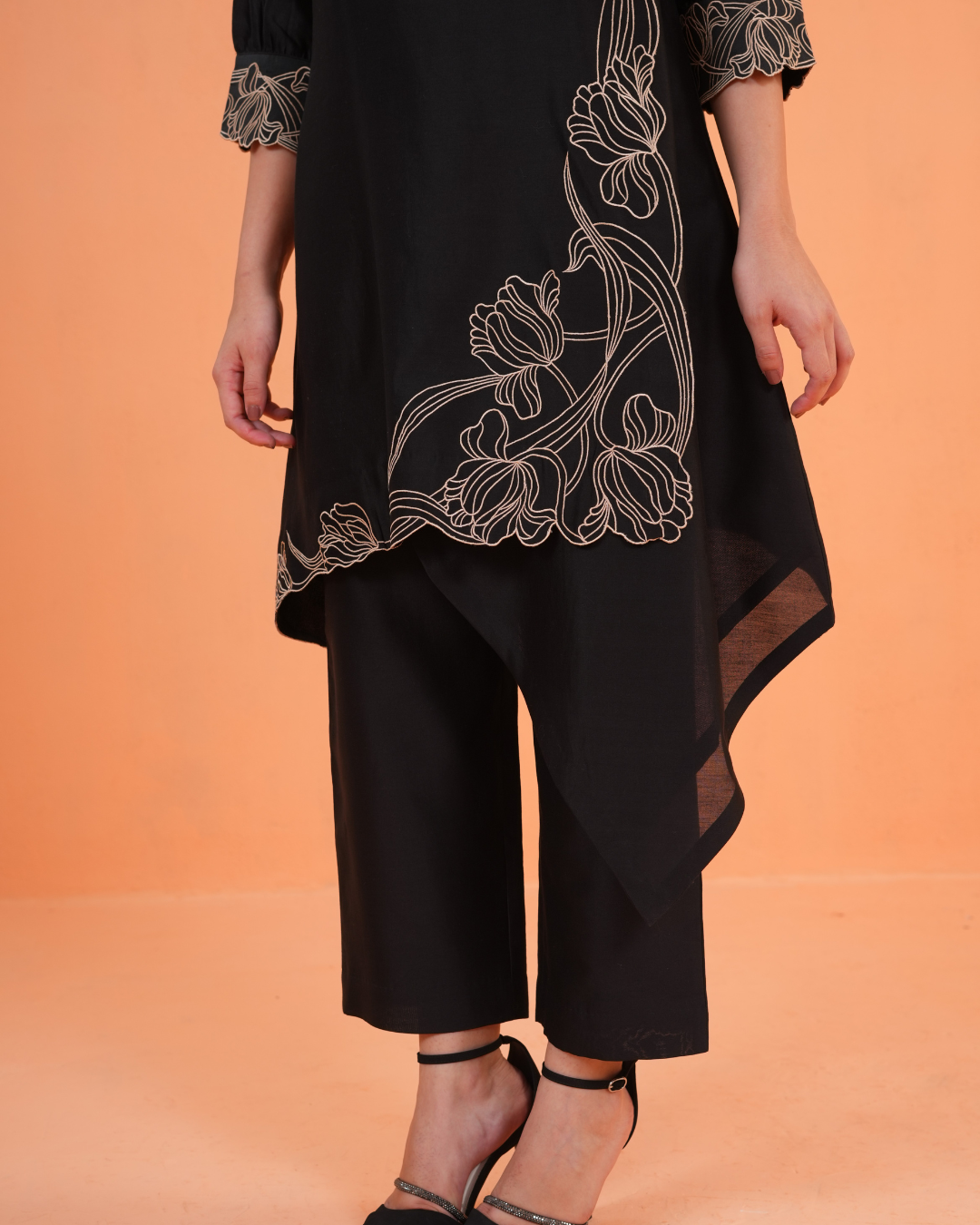 ORIGANI Black Oasis Tunic Set