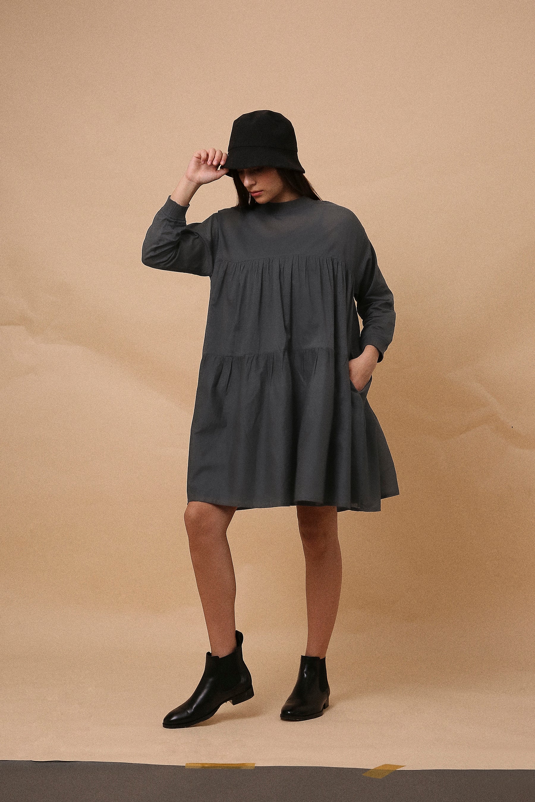 Ash Gray Mul Rib Vena Dress - Mati