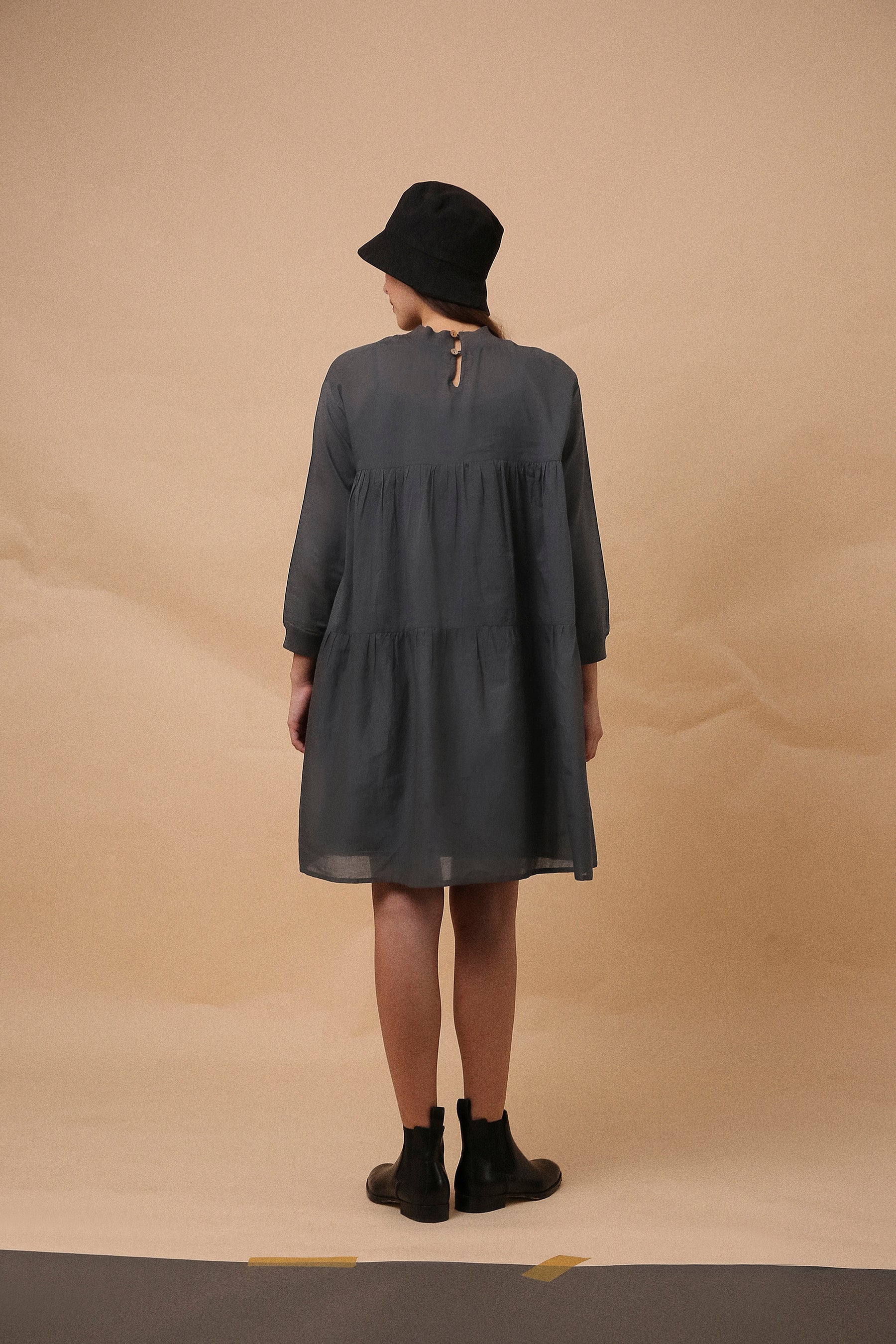 Ash Gray Mul Rib Vena Dress - Mati