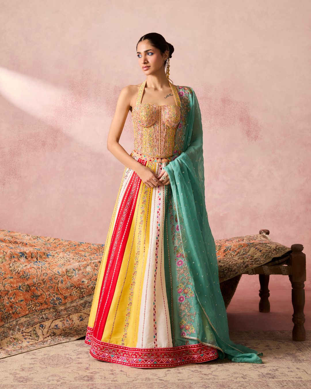 INAYAT KALI LEHENGA