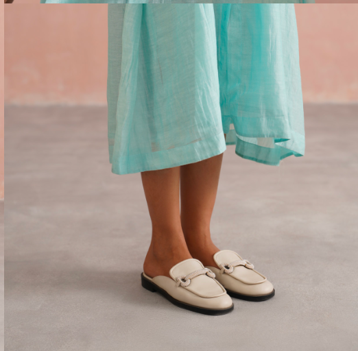 Amelia Set – Pale Blue Embroidered (Rozmeher By Unnati Garg)