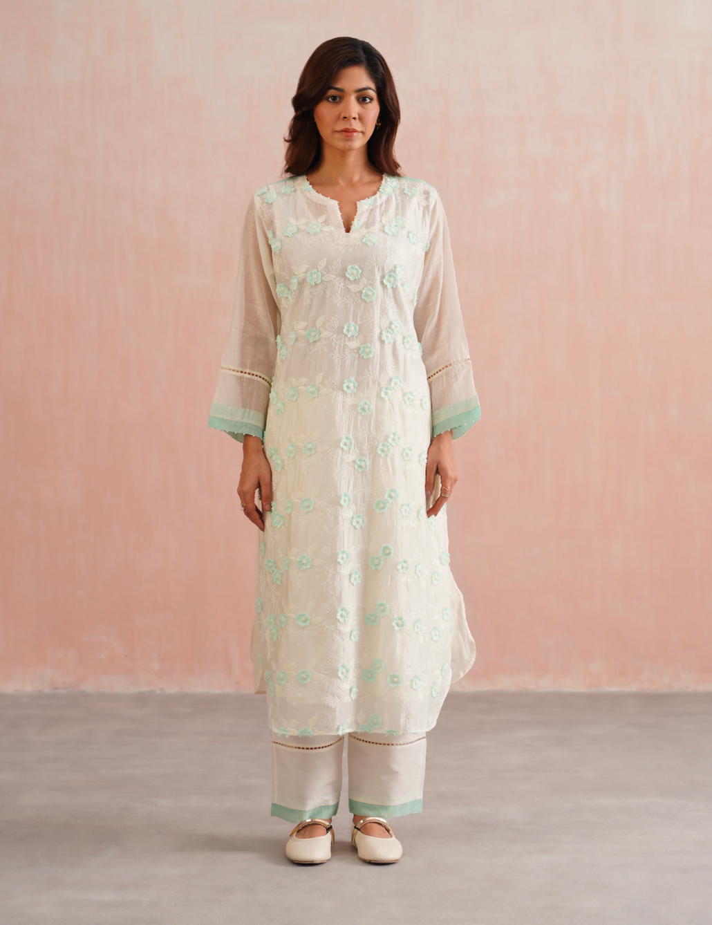 Clara Set – Ivory Embroidered (Rozmeher By Unnati Garg)