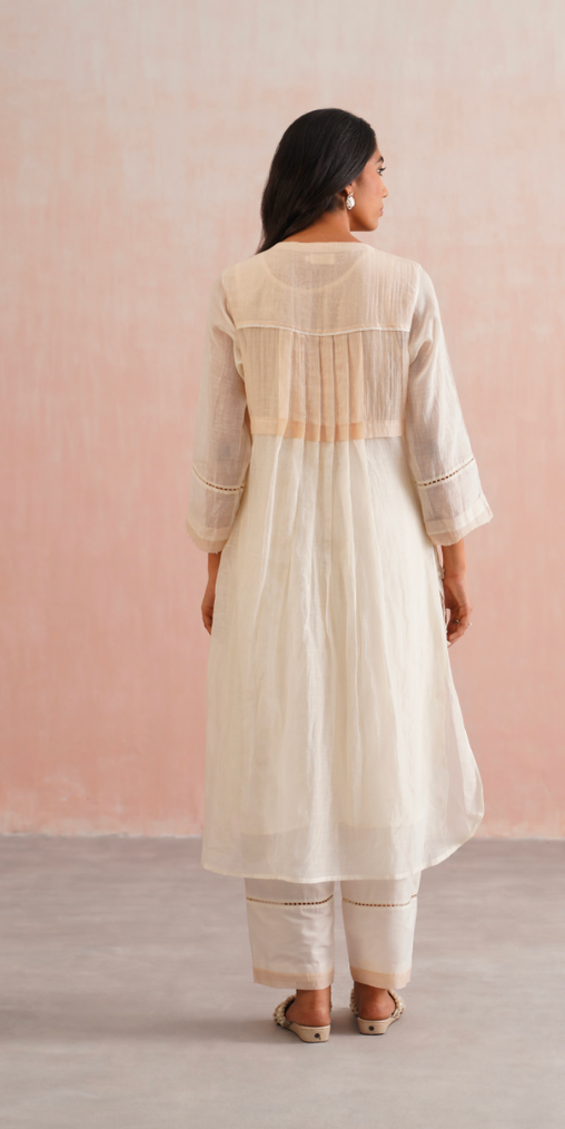 Serena Set – Ivory Embroidered (Rozmeher By Unnati Garg)