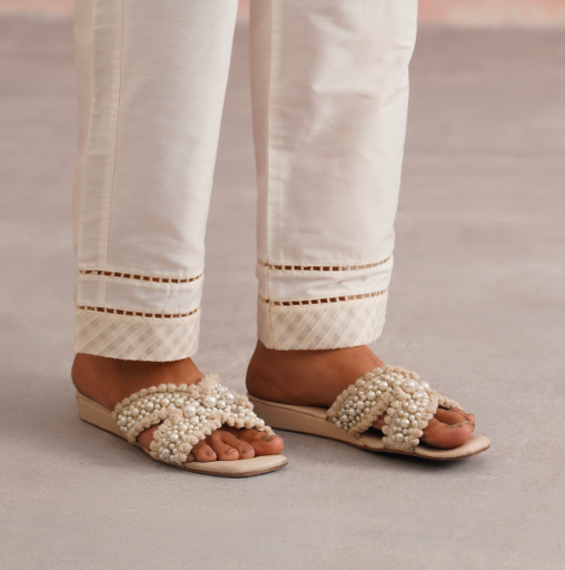Buttercup Set – Lemon Yellow & Ivory (Rozmeher By Unnati Garg)
