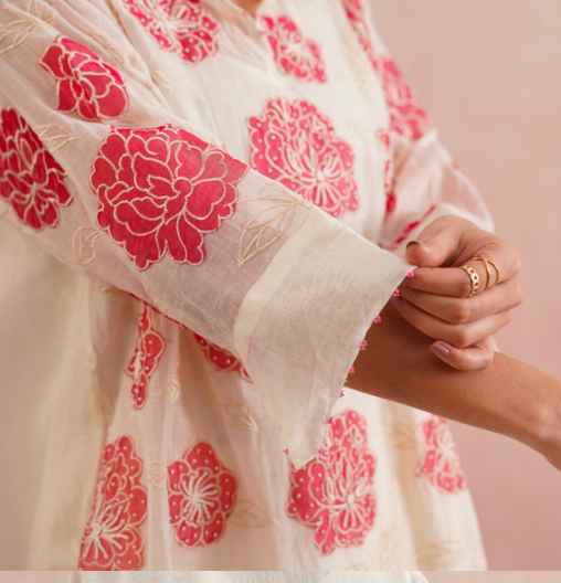 Scarlet Set – Crimson Red & Ivory (Rozmeher By Unnati Garg)