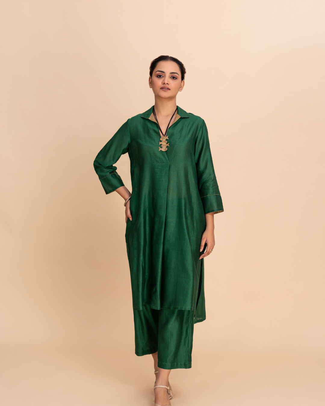 Kisbah Kurta Set (Red & Emerald Green)