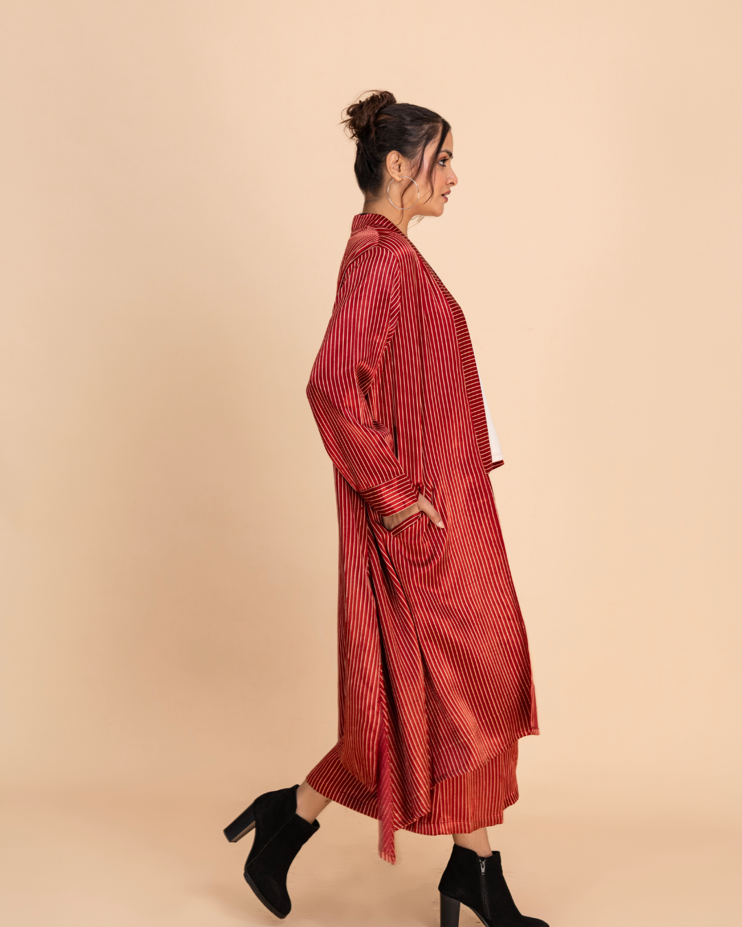 Sutr Mashroo Overlay (Black & Maroon)