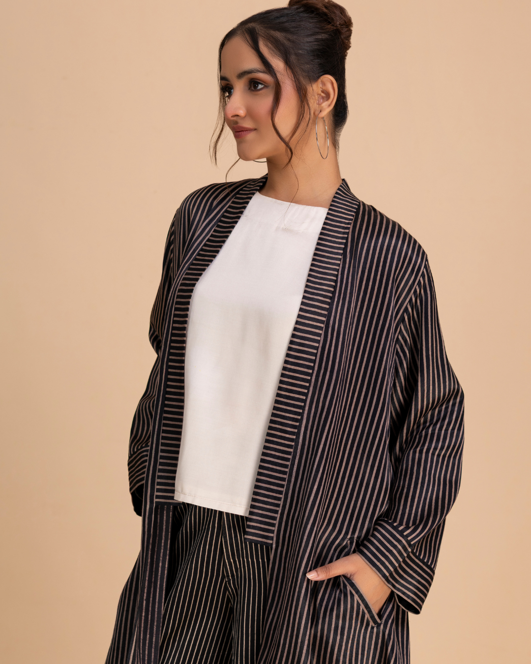 Sutr Mashroo Overlay (Black & Maroon)