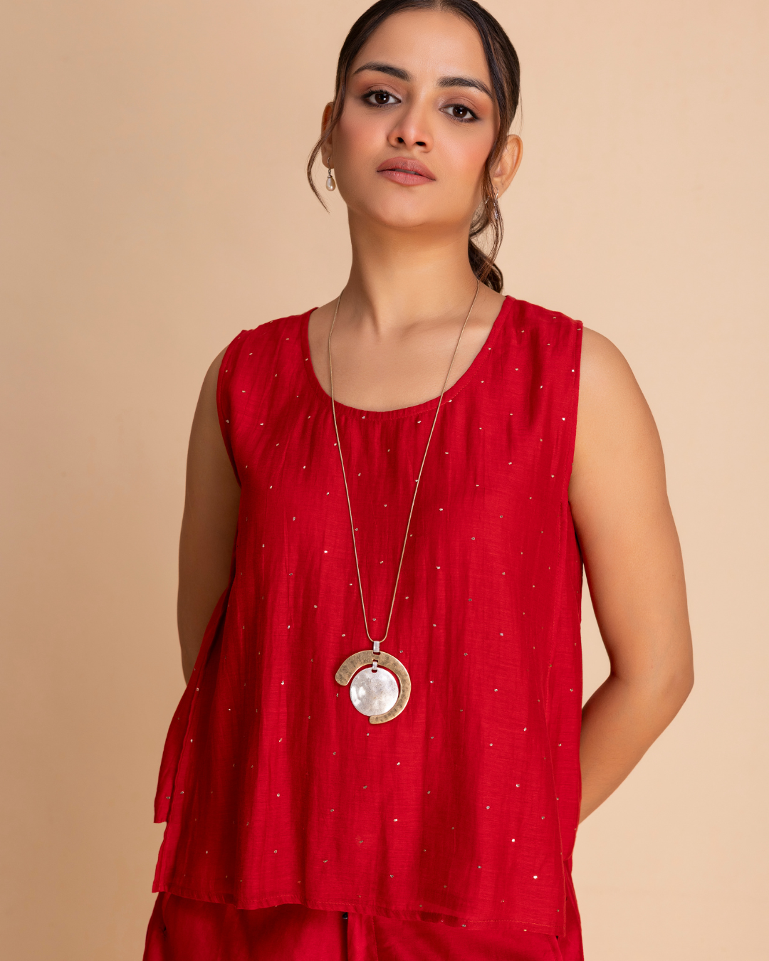 Noura Overlay Set (Beige & Red)