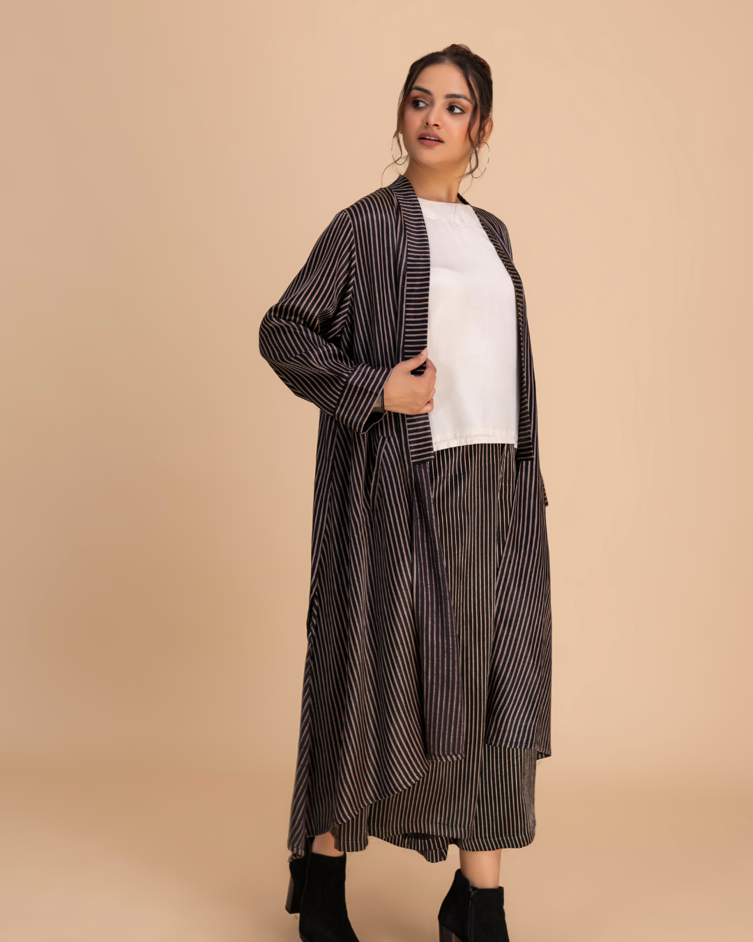 Sutr Mashroo Overlay (Black & Maroon)