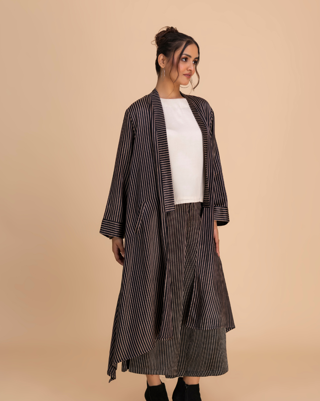 Sutr Mashroo Overlay (Black & Maroon)