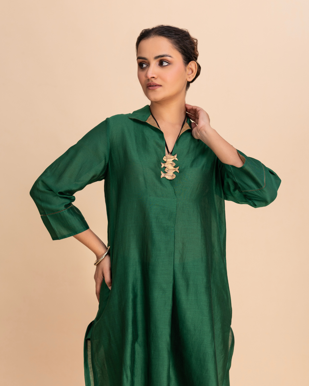 Kisbah Kurta Set (Red & Emerald Green)
