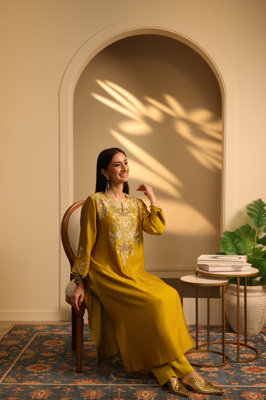 JUHI KURTA SET MUSTARD