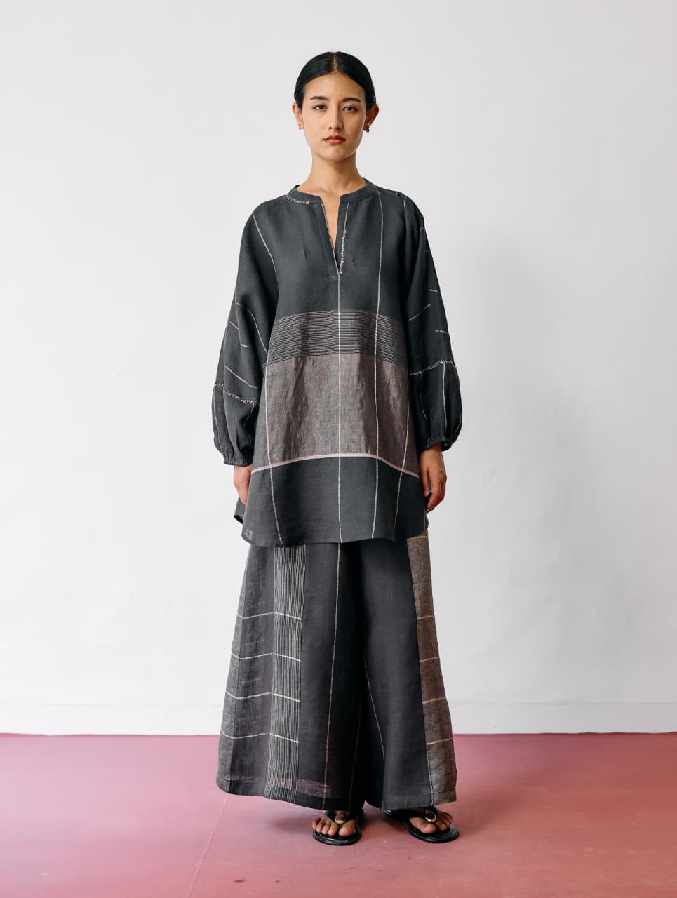 RAZA METALLIC LINEN TOP - CHARCOAL