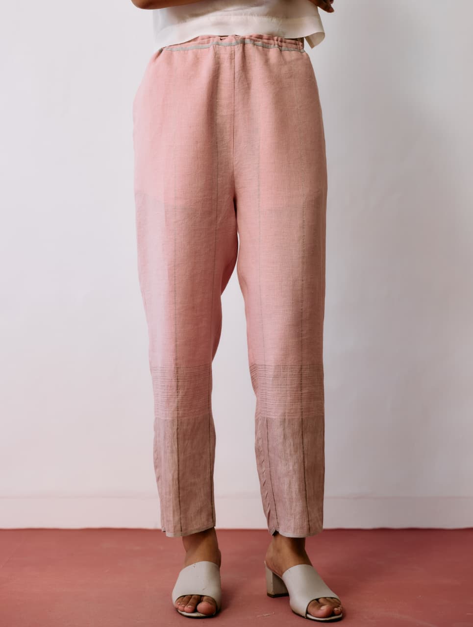 NILA TAPERED METALLIC LINEN PANTS - PINK