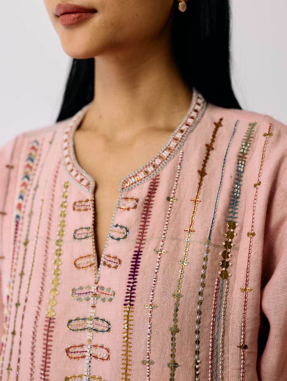 AICHA HAND-EMBROIDERED PANELLED KURTA - PINK