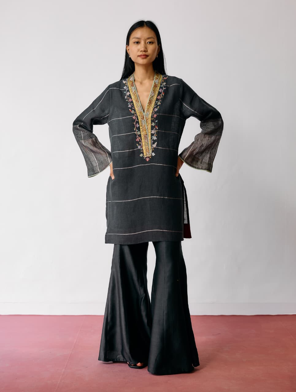NAAR HAND-EMBROIDERED METALLIC KURTA - CHARCOAL