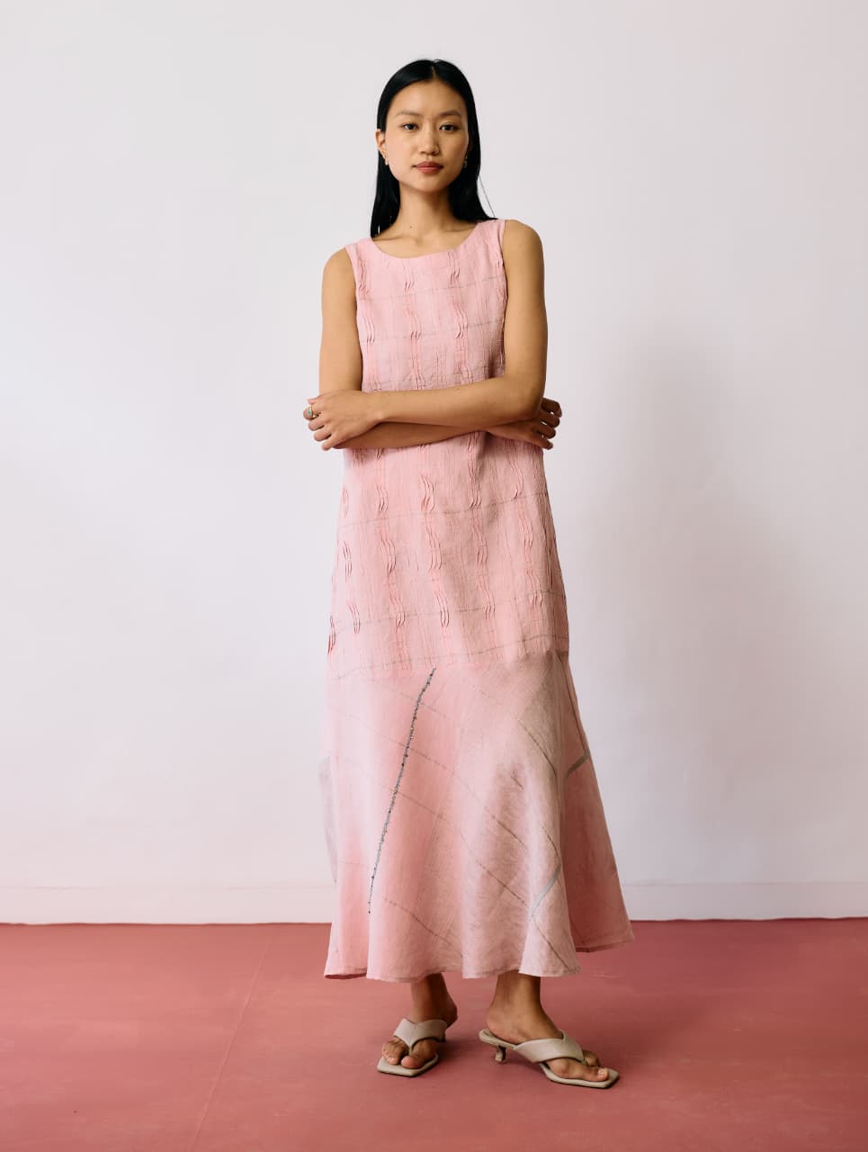 DANA PINTUCK &amp; PLEAT SLEEVELESS DRESS - PINK