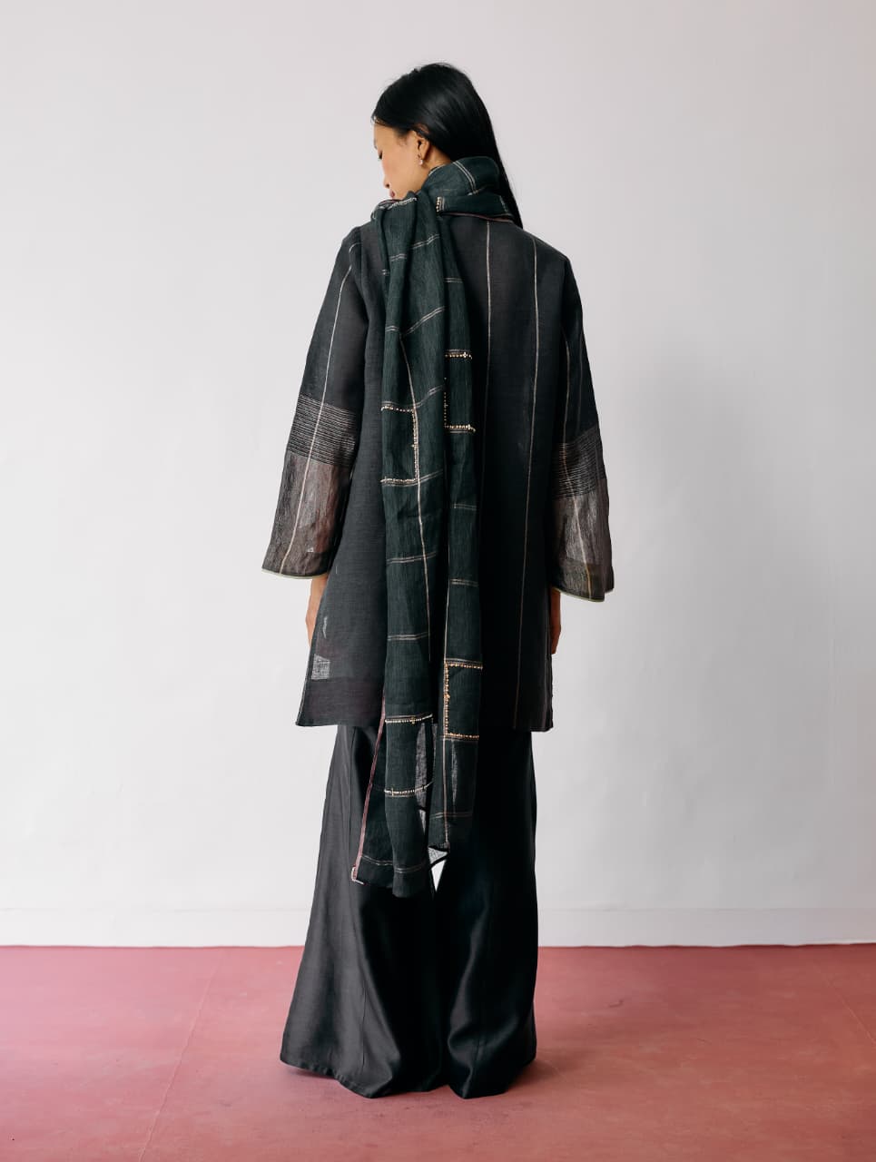 MORA HAND-EMBROIDERED METALLIC LINEN DUPATTA - CHARCOAL