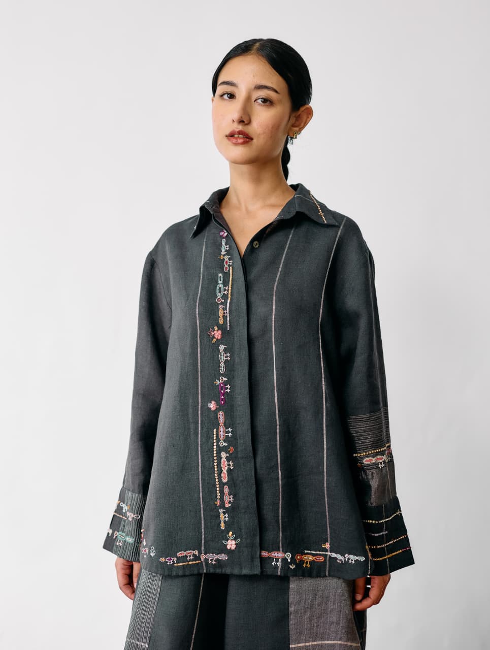 HANAT HAND-EMBROIDERED BIRD CO-ORD - CHARCOAL