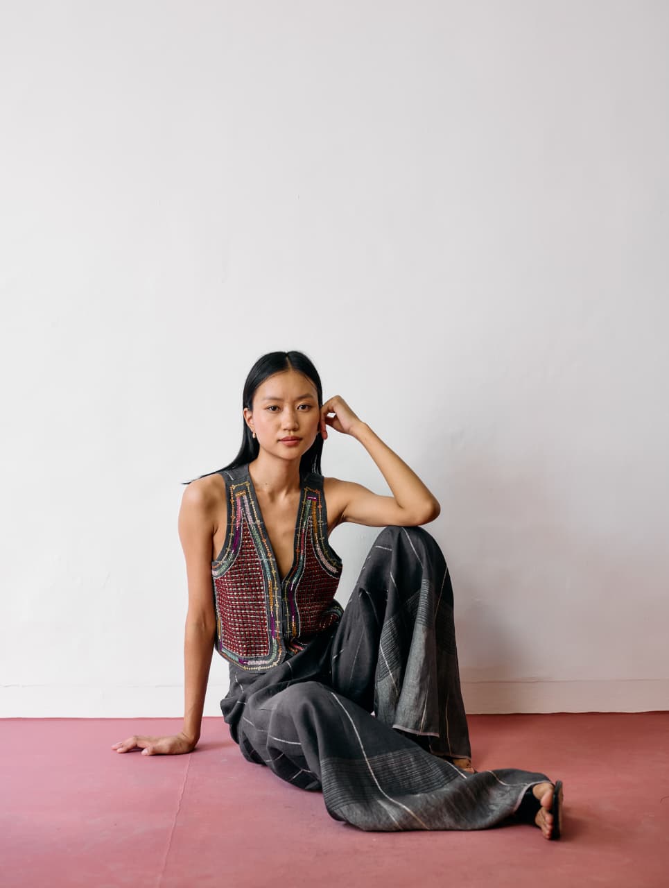 KAYA HAND-EMBROIDERED CO-ORD - CHARCOAL