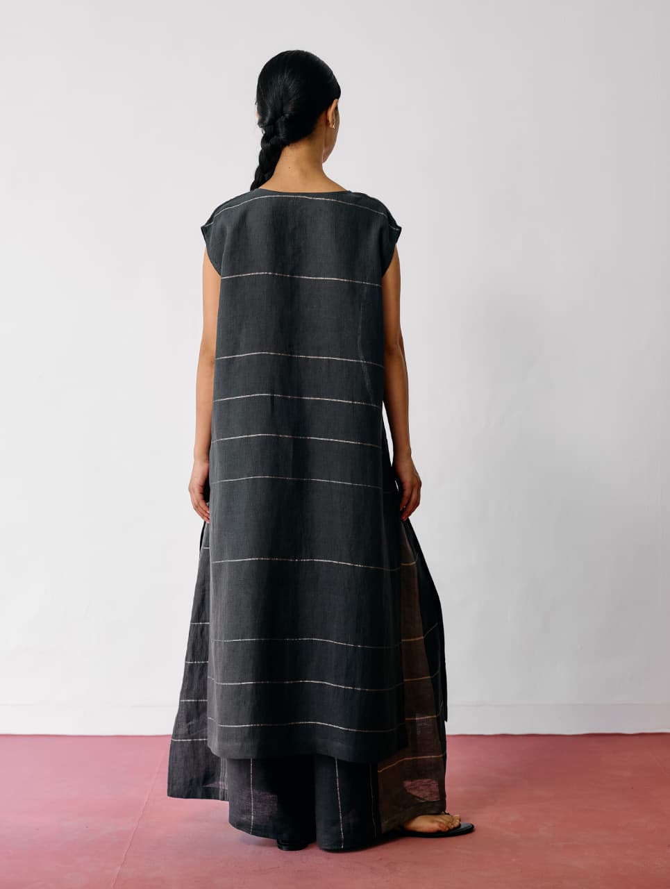 RIRA METALLIC LINEN LONG CO-ORD - CHARCOAL
