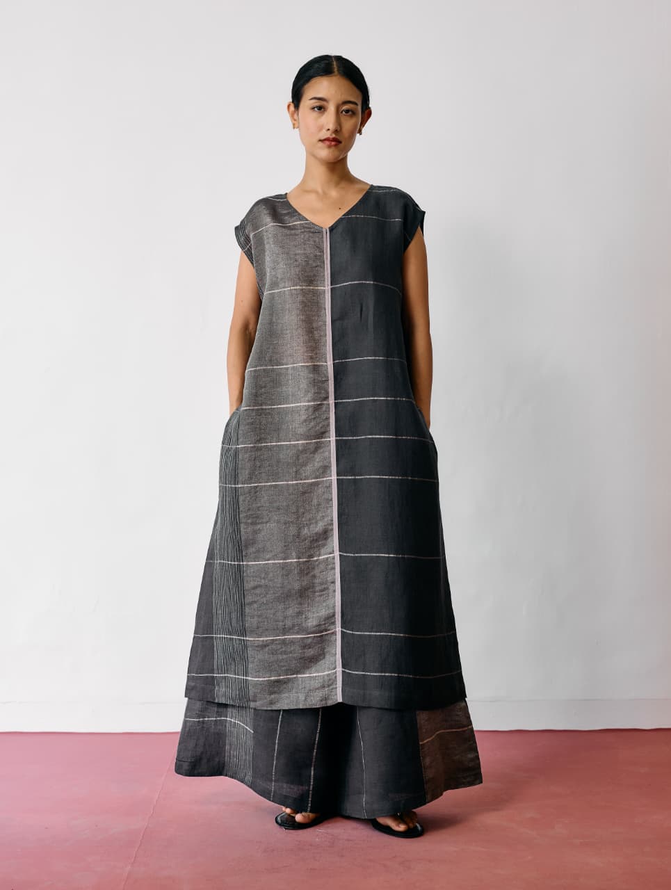 RIRA METALLIC LINEN LONG CO-ORD - CHARCOAL