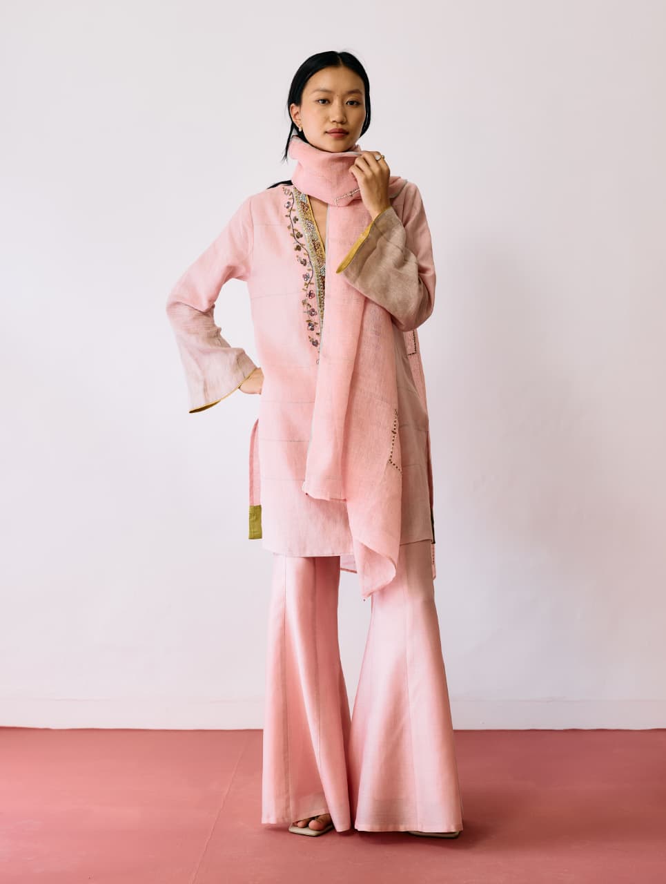NAAR HAND-EMBROIDERED METALLIC KURTA SET - PINK