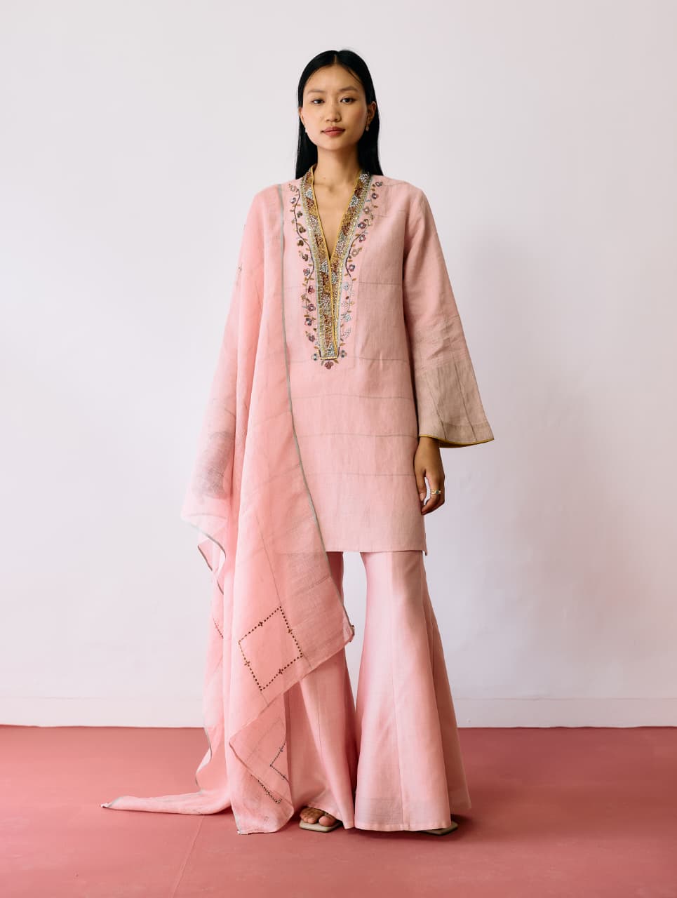 NAAR HAND-EMBROIDERED METALLIC KURTA SET - PINK